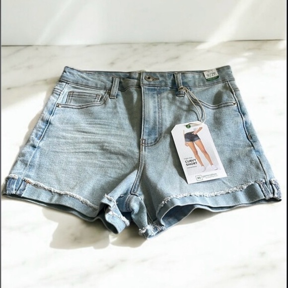 Celebrity Pink Pants - RE generation by Celebrity Pink Jean shorts